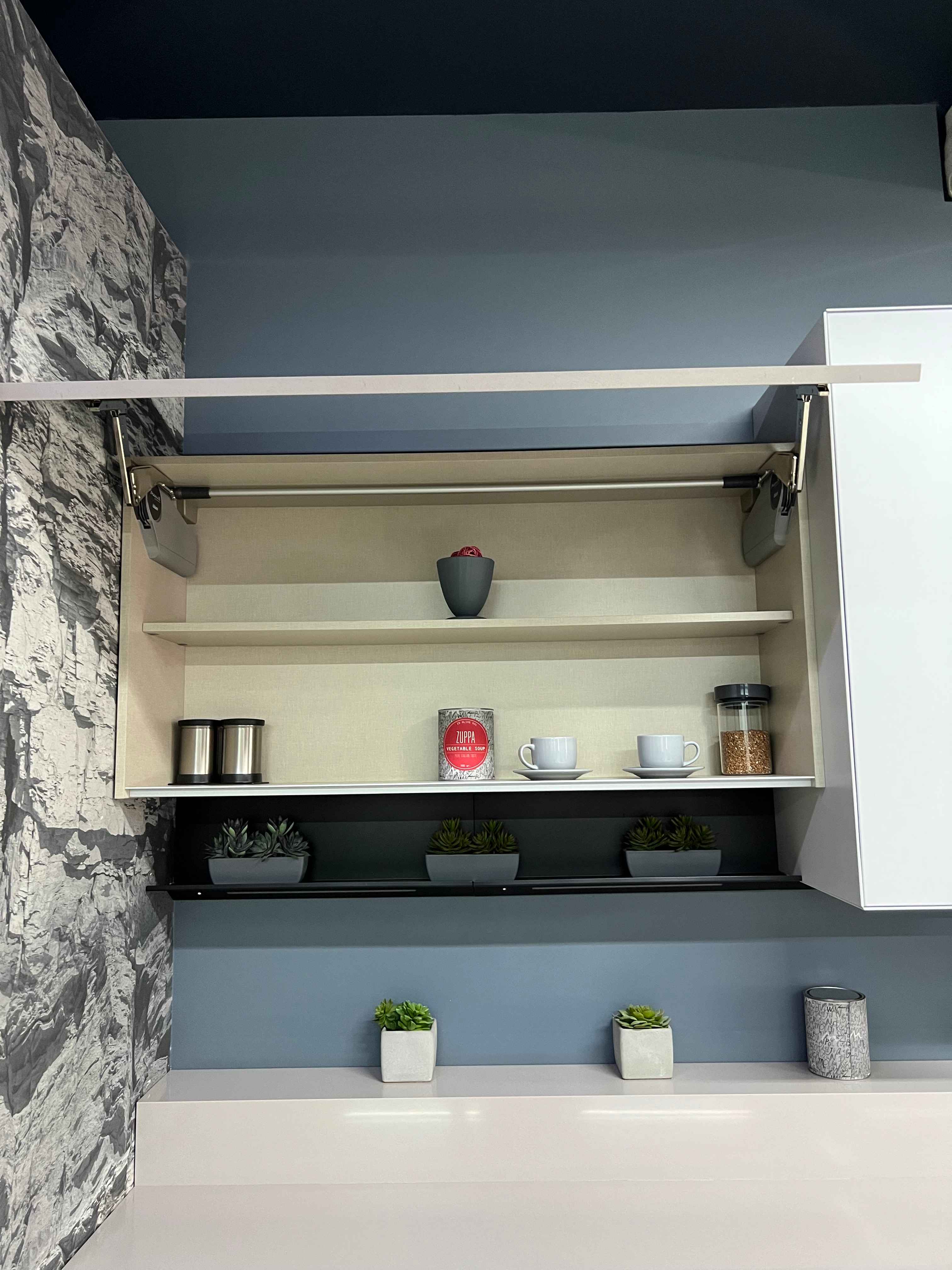 Кухонный гарнитур + Ливинг SPARK