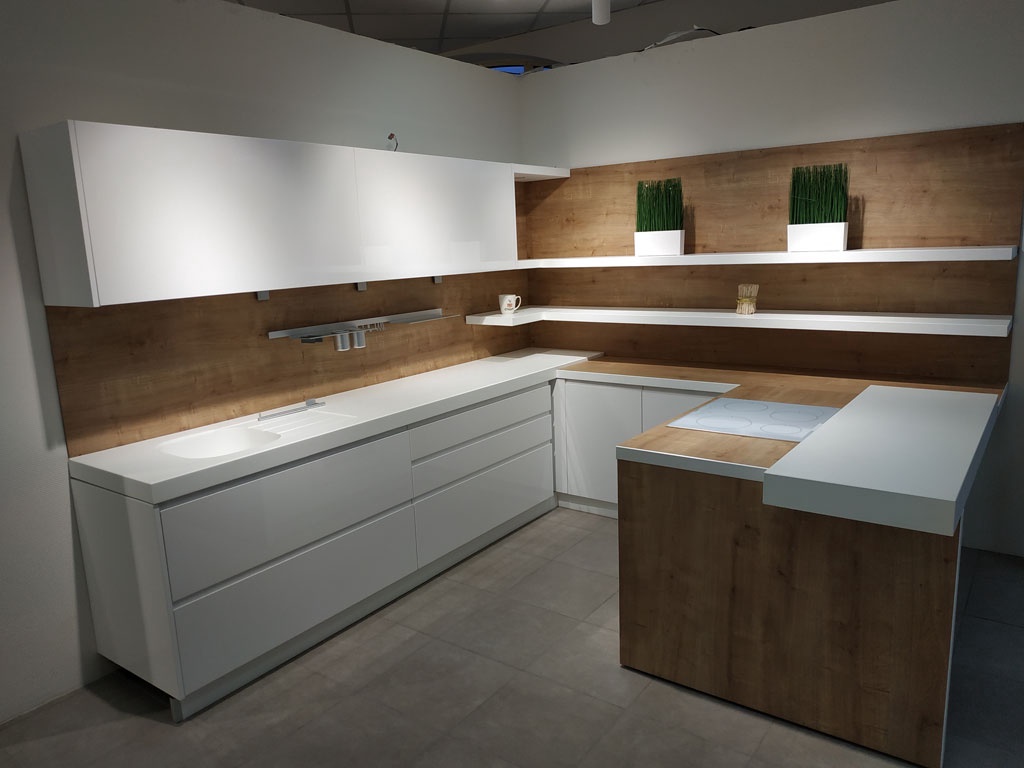 Кухонный гарнитур Эмаль