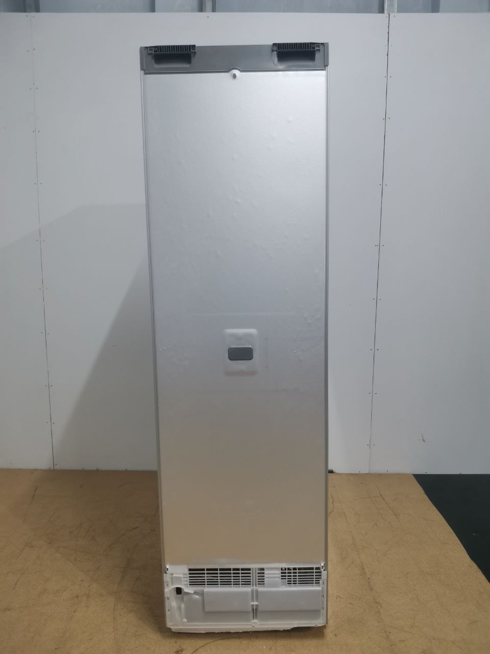 Отдельностоящий холодильник LIEBHERR CNsfd 5723