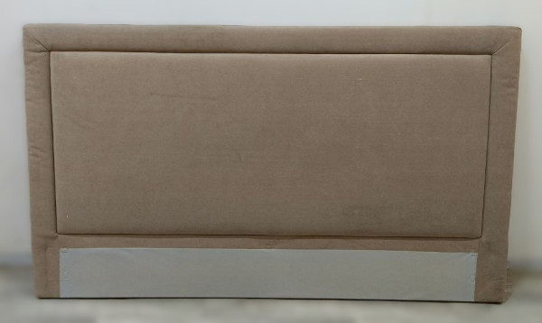 Изголовье кровати