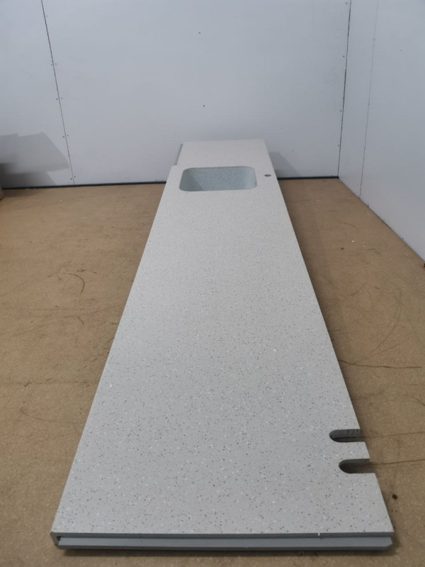 Столешница из искусственного камня  (H=40 мм) (2.750x0.600)