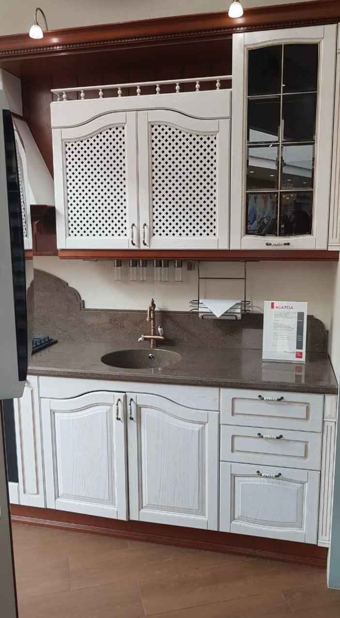 Кухонный гарнитур Акация эмаль