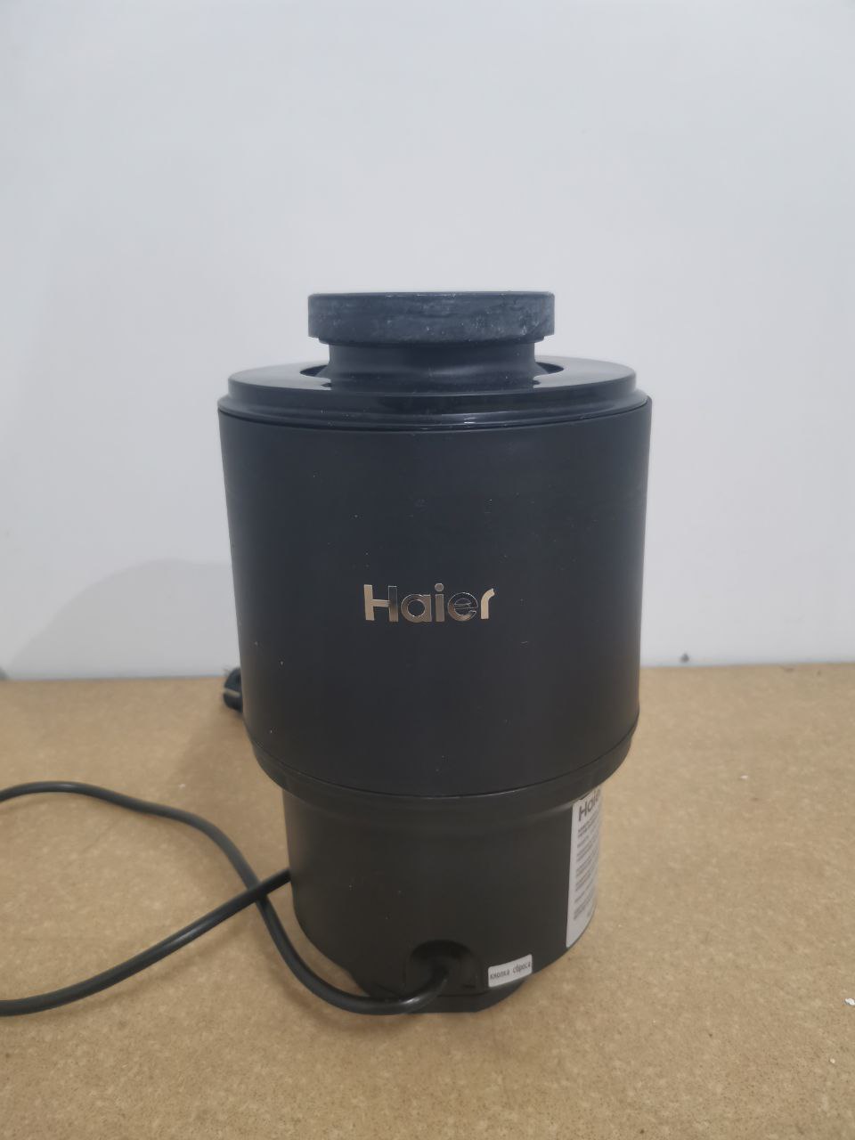 Измельчитель пищевых отходов HAIER HDM-1375B 