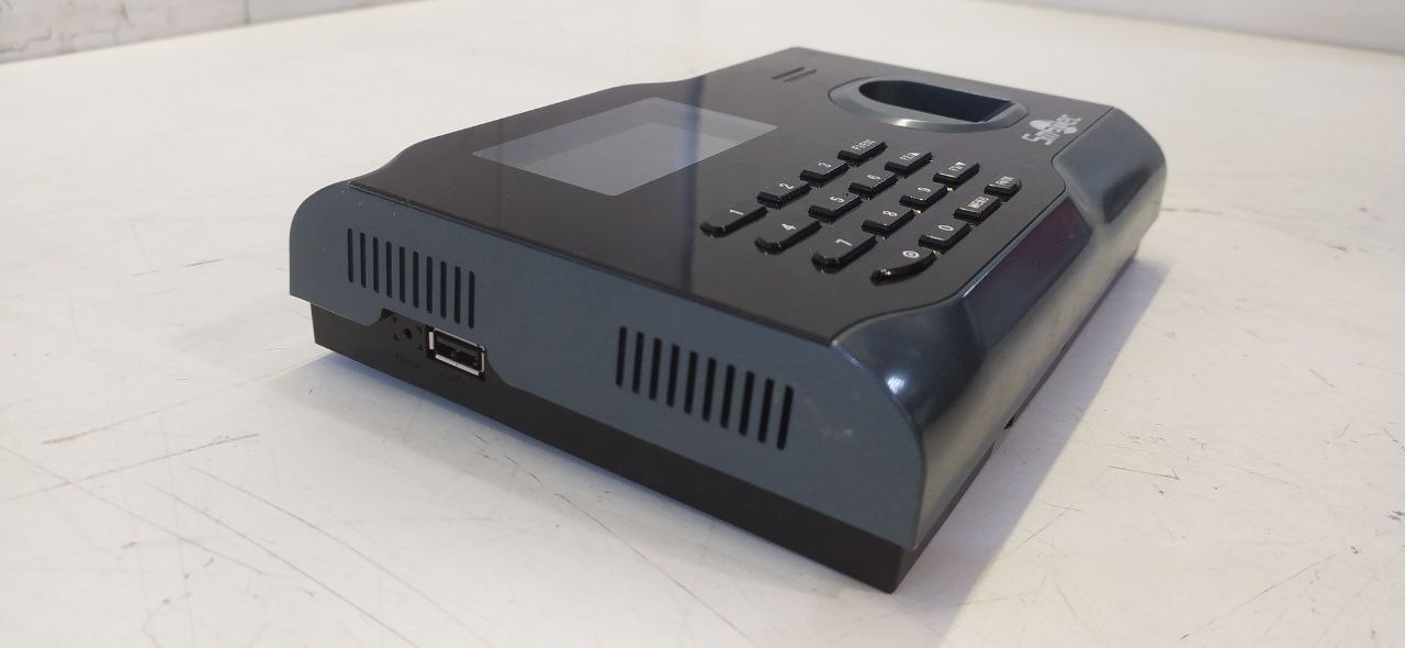 Терминал СУРВ биометрического учета рабочего времени SMARTEC ST-FT 160 EM