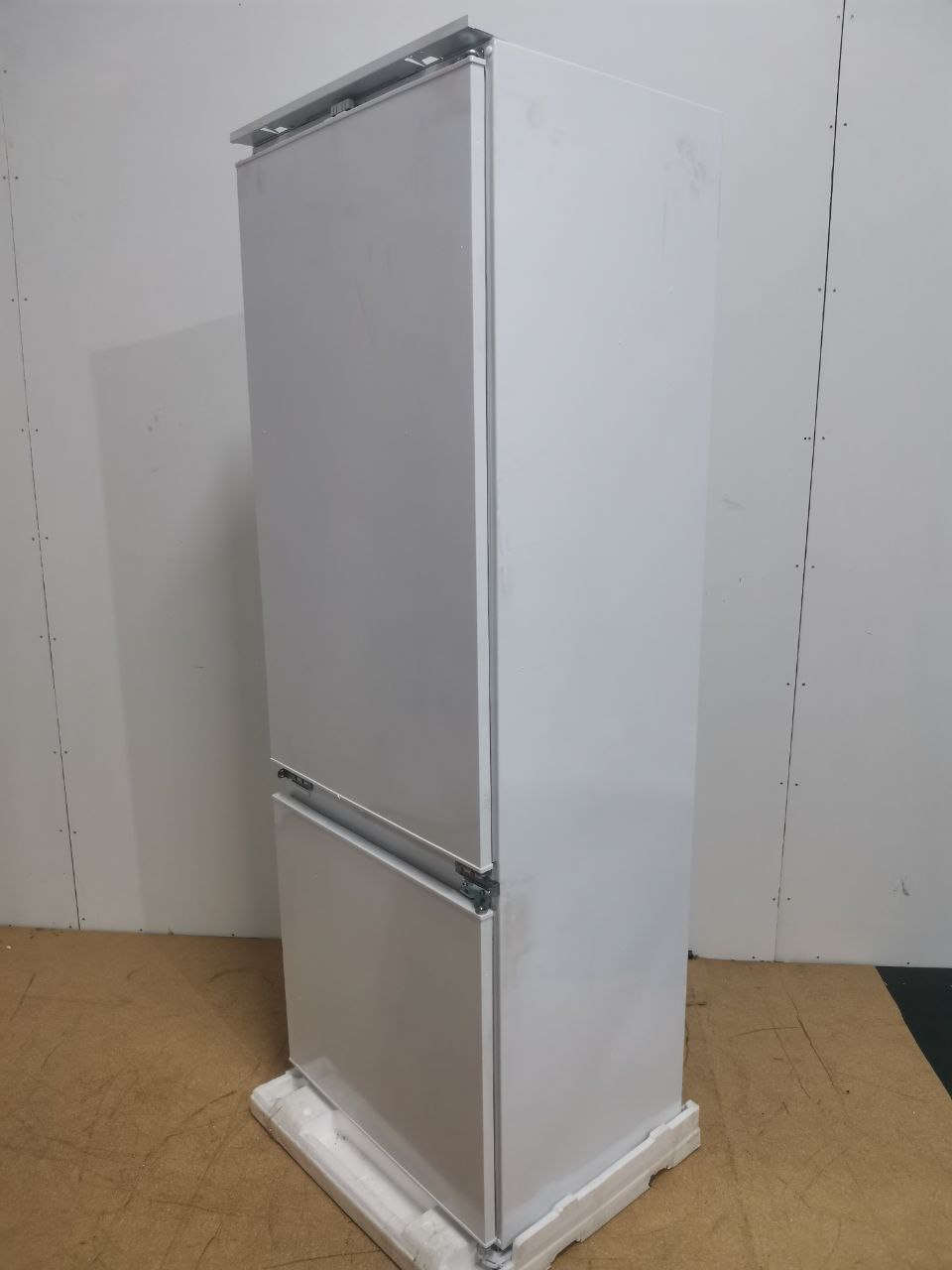 Встраиваемый холодильник Smeg C475VE