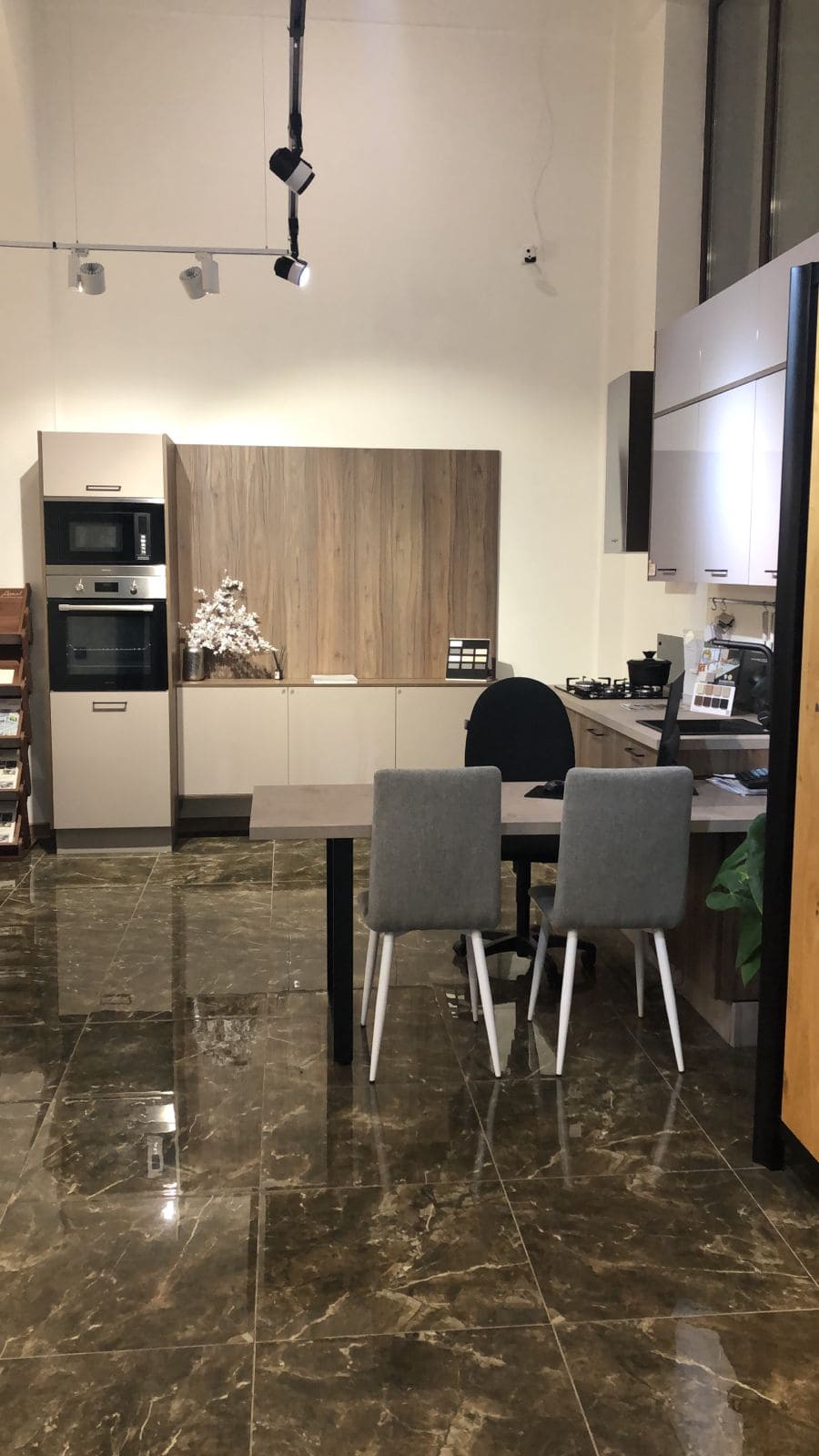 Кухонный гарнитур Flat TSS/Milan