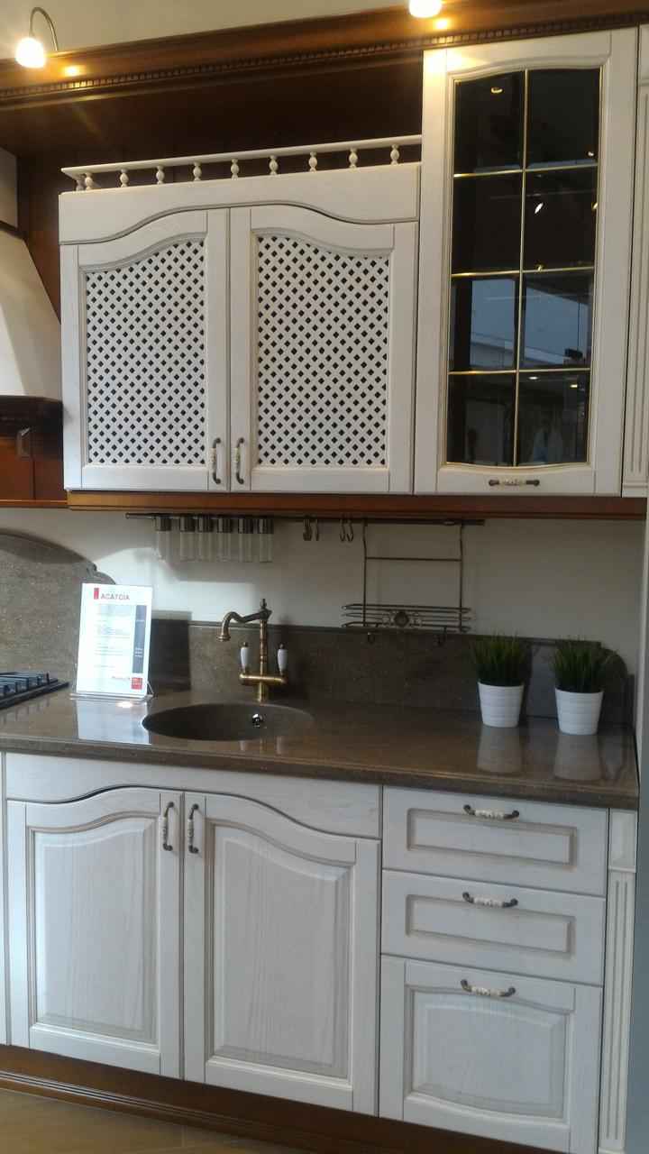 Кухонный гарнитур Акация эмаль