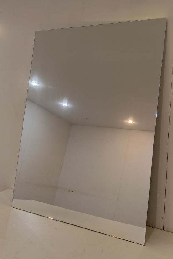 Зеркало 1.210*0.900