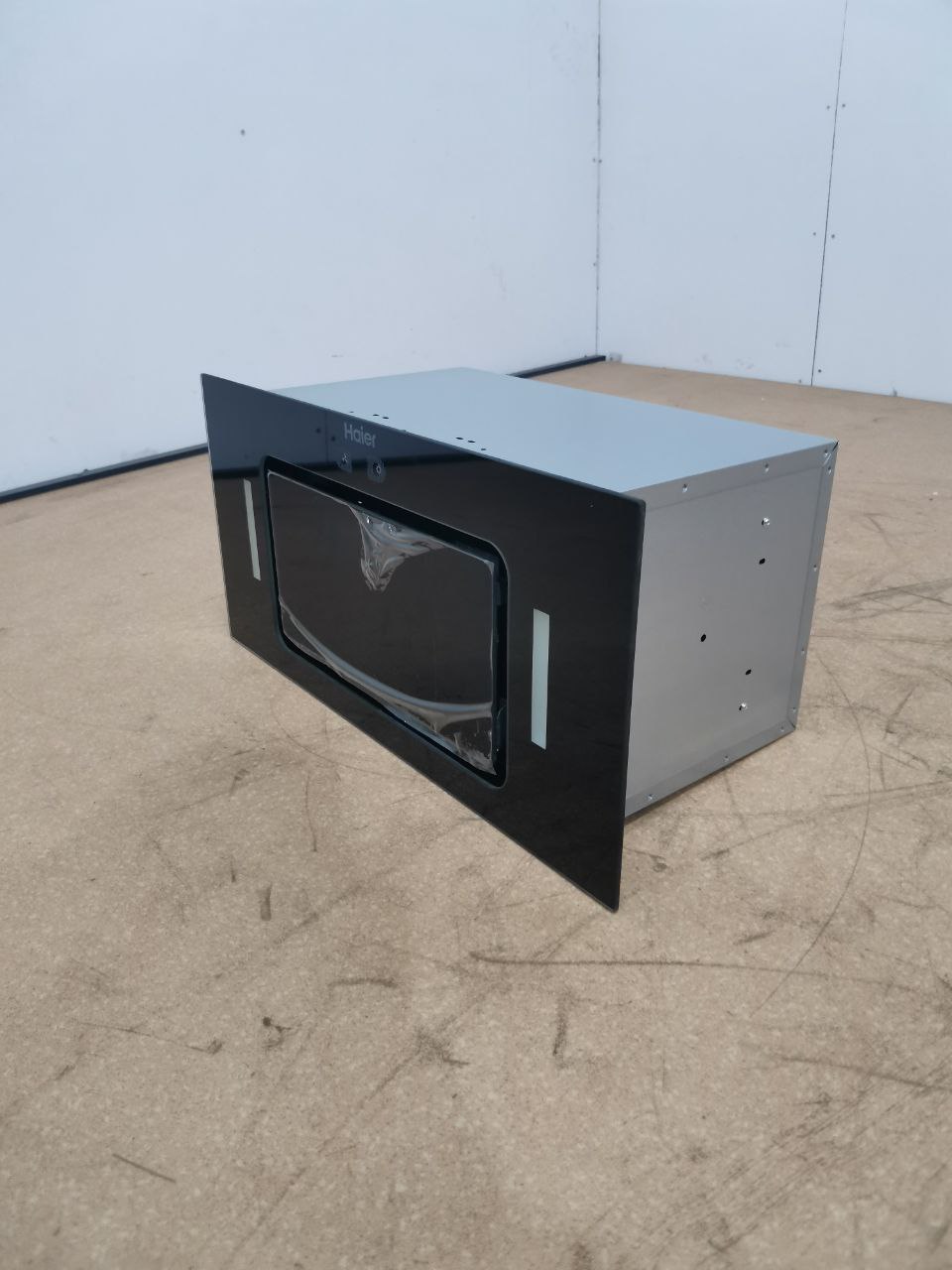 Вытяжка встраиваемая HAIER HVX-BI652GB 