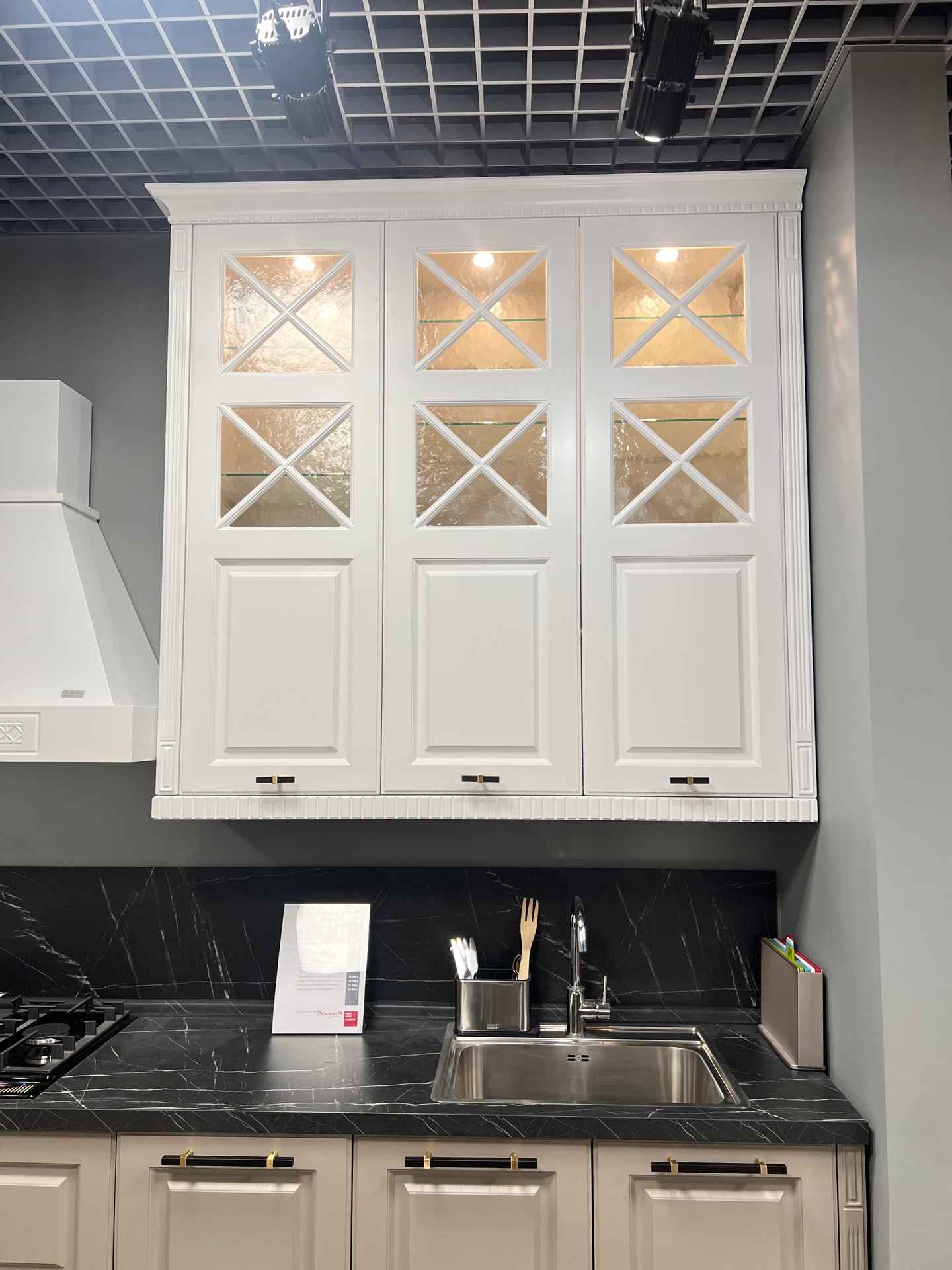 Кухонный гарнитур + Ливинг Nicolle эмаль 