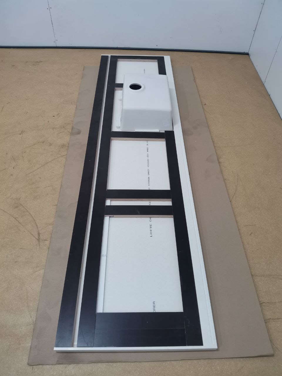 Столешница из ИК 2.615х0.690 (Н=40 мм)