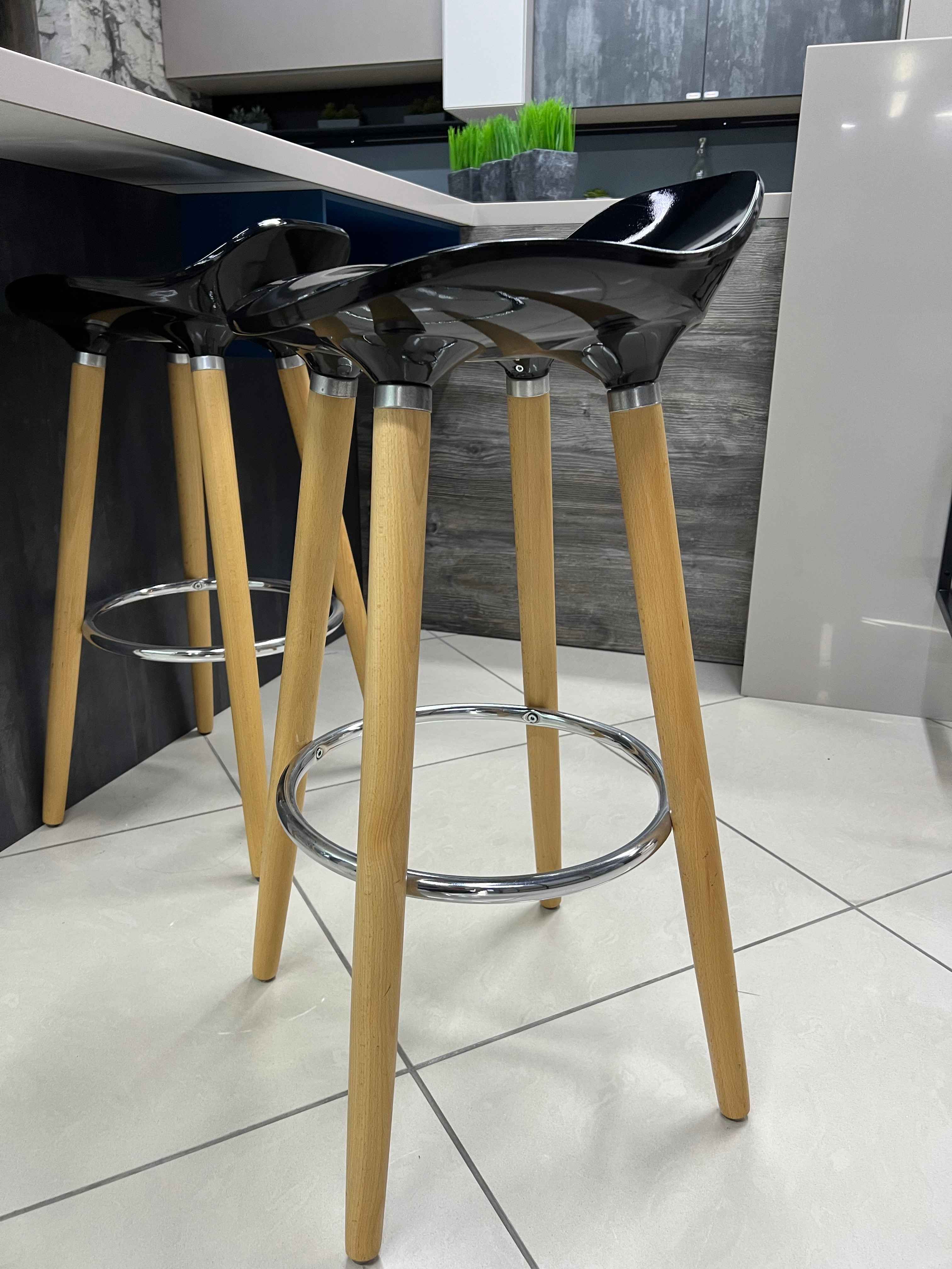 Набор из 3-х барных стульев Tucker