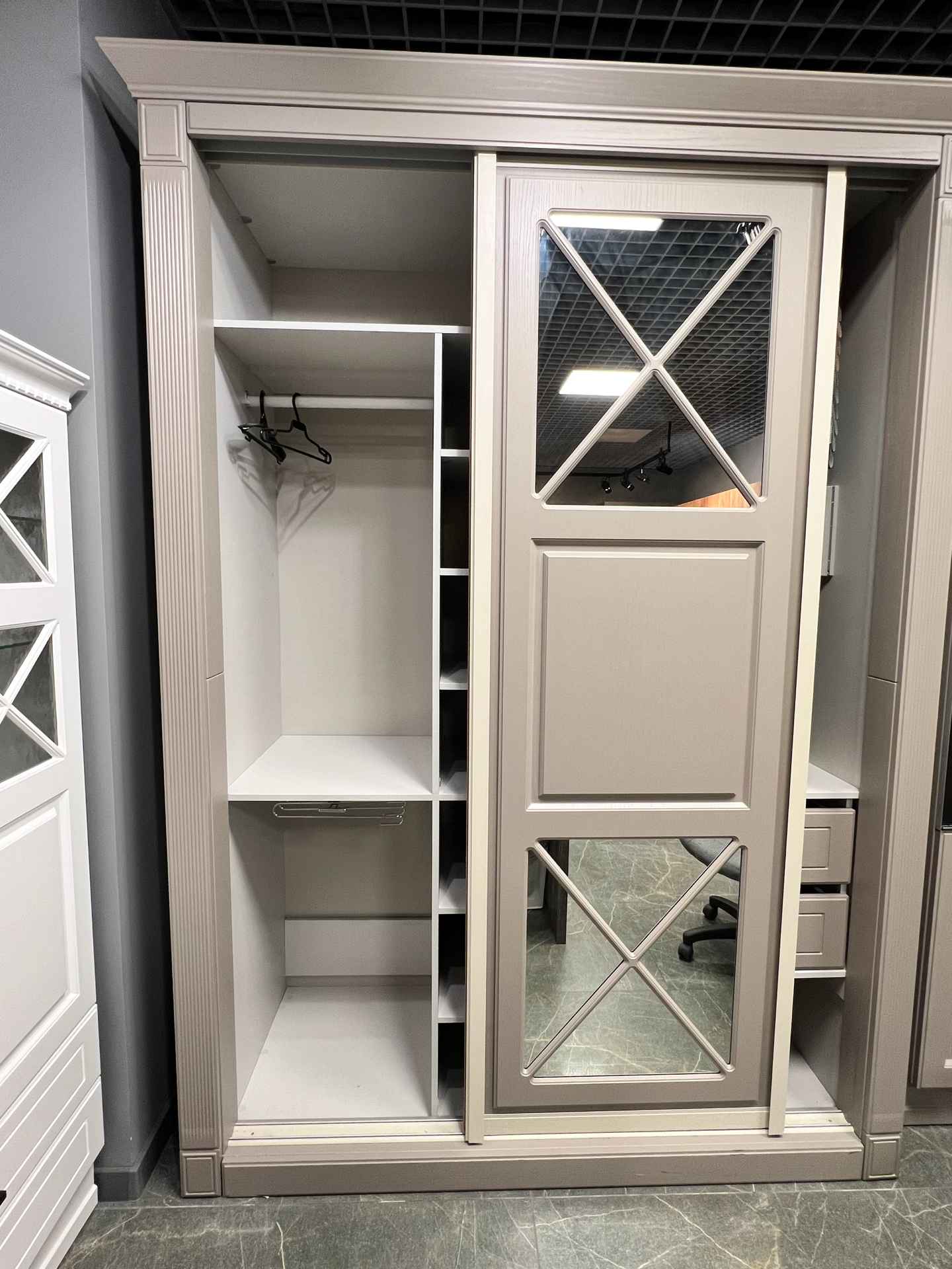 Шкаф-купе 2-х дверный Nicolle