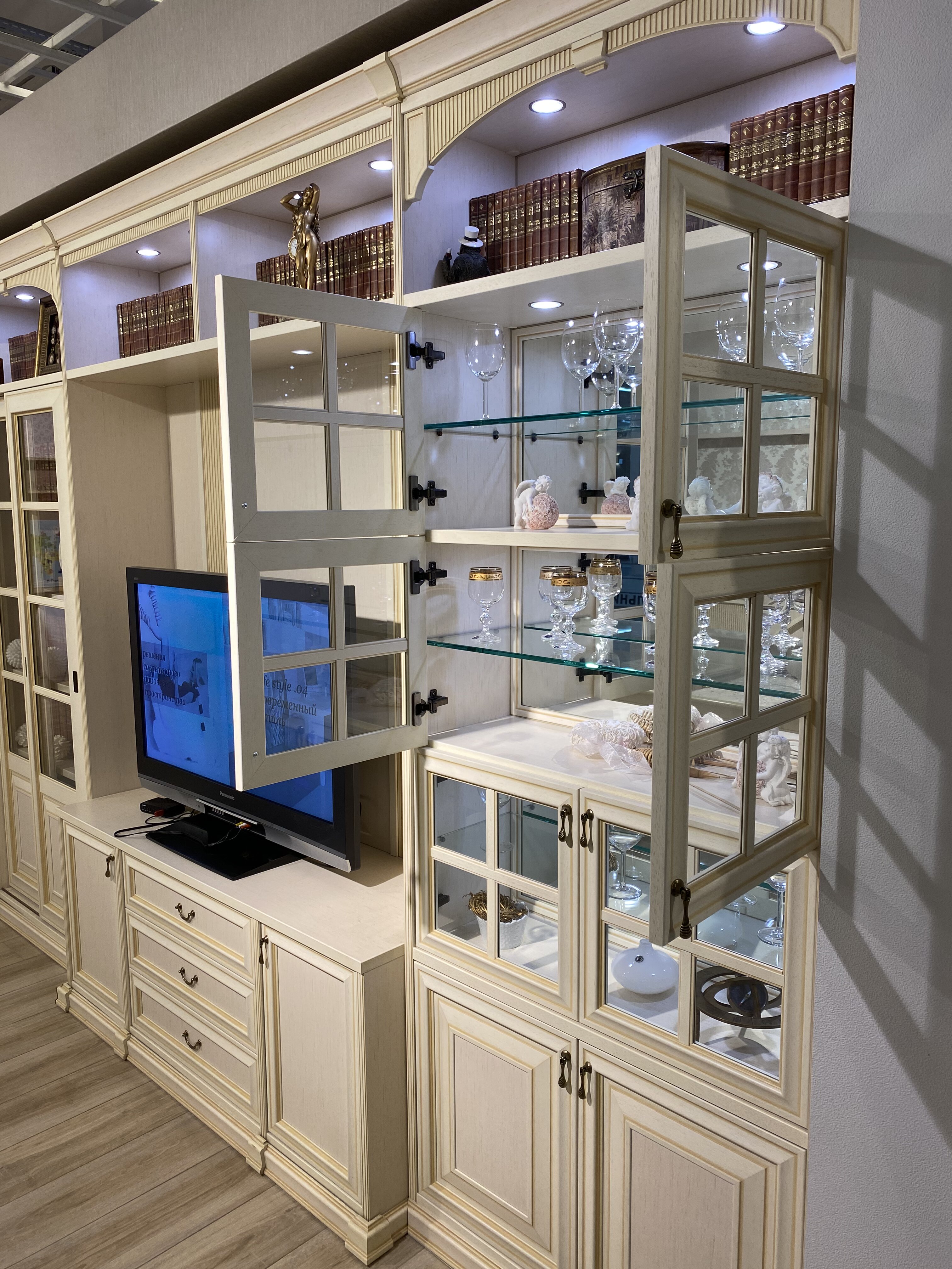 Гостиная CLASSICS