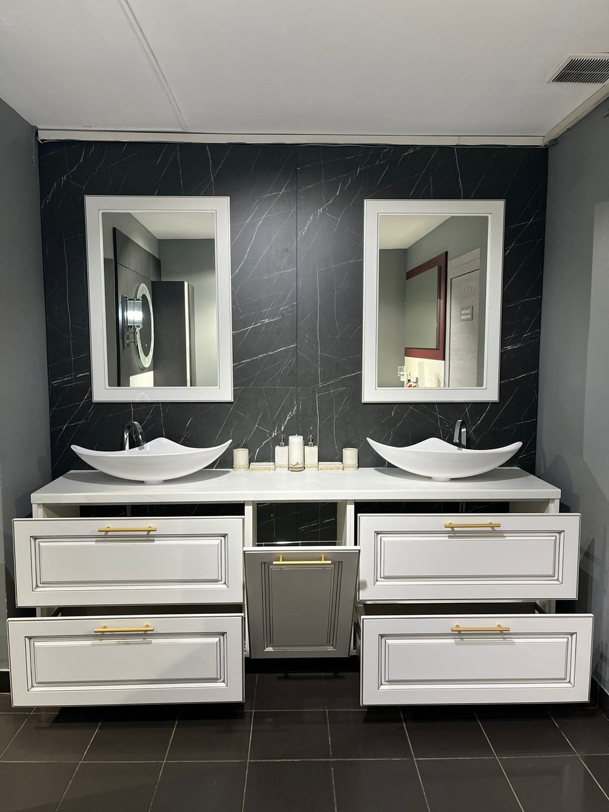 Ванная комната Nicolle крашеная