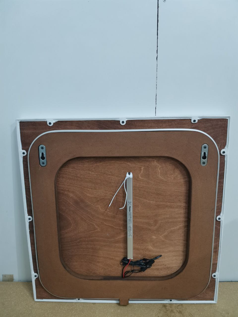 Зеркало BAJJO 610х610 с подсветкой 