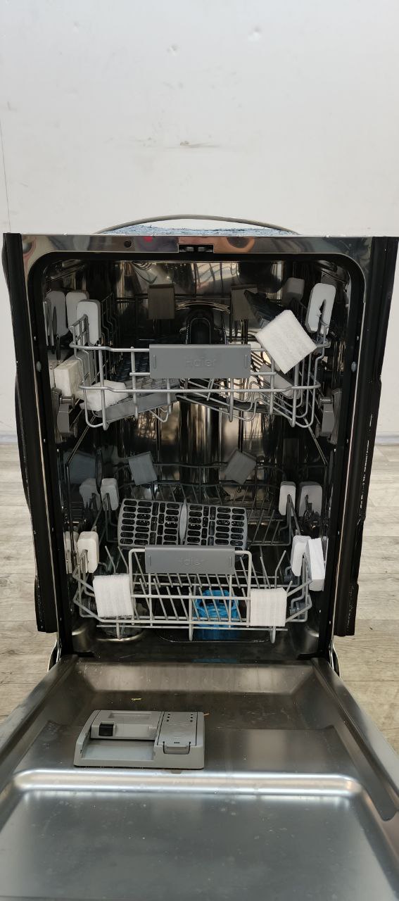 Встраиваемая посудомоечная машина HAIER HDWE10-292RU 