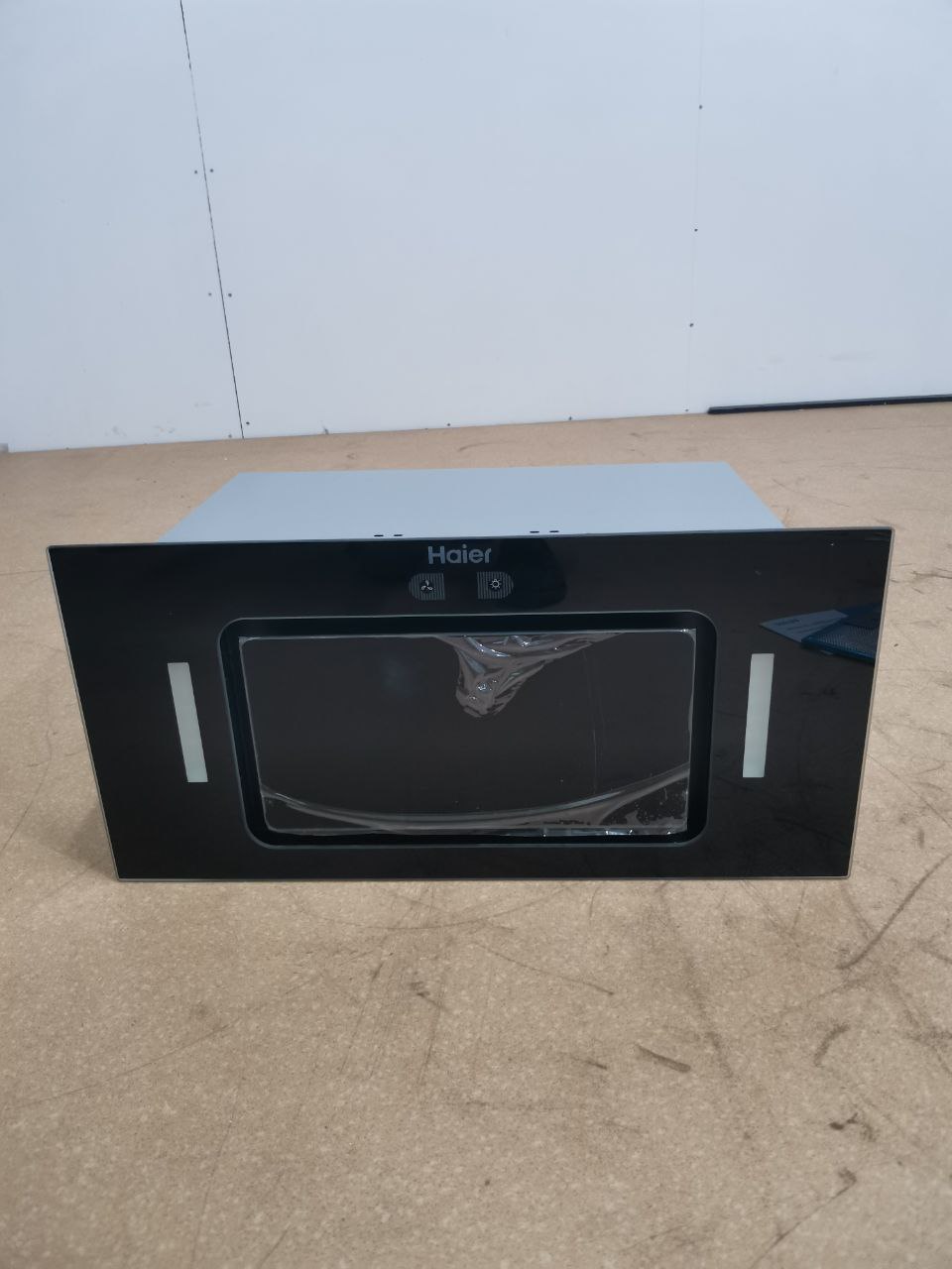 Вытяжка встраиваемая HAIER HVX-BI652GB 