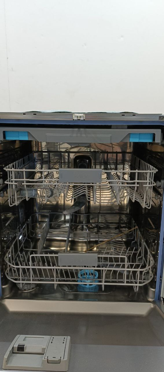 Встраиваемая посудомоечная машина HAIER HDWE14-094RU 