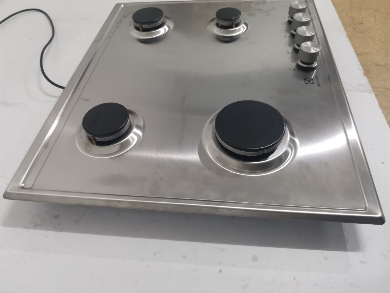 Варочная панель газовая ELECTROLUX GRE263MX 