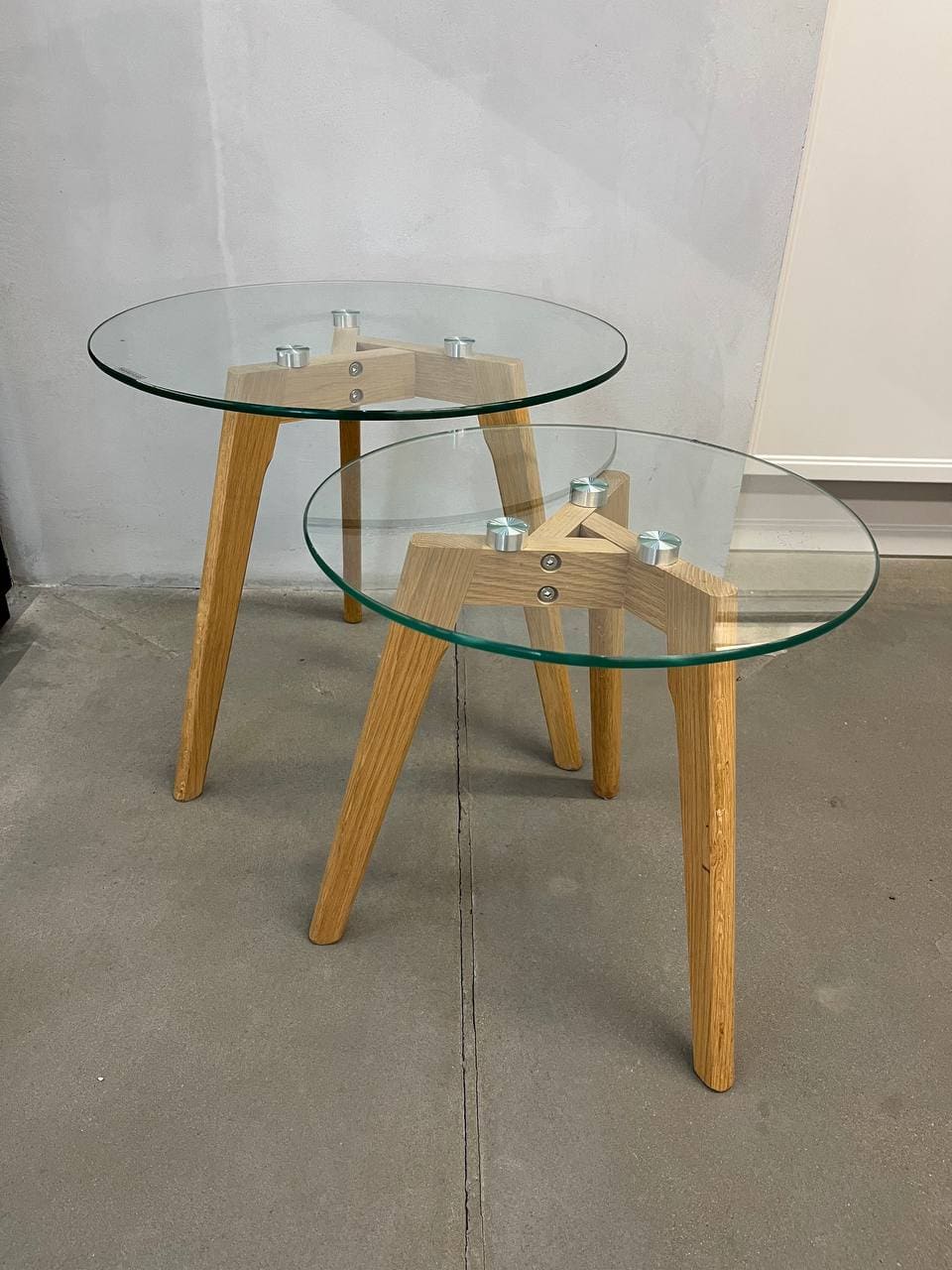 Комплект 2-х журнальных столов SIGNAL