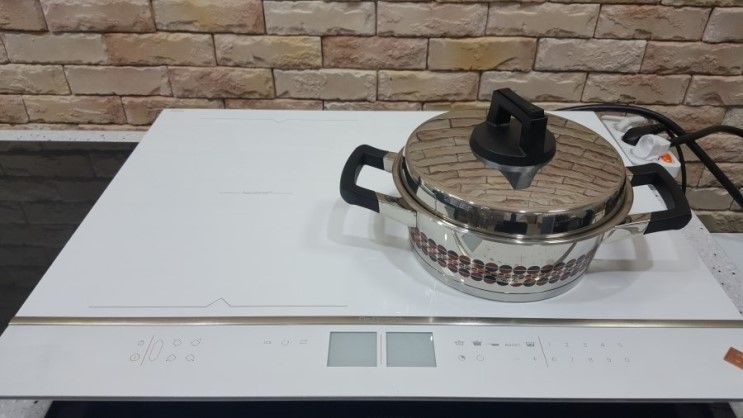 Варочная панель индукционная DE DIETRICH DPI7670W 