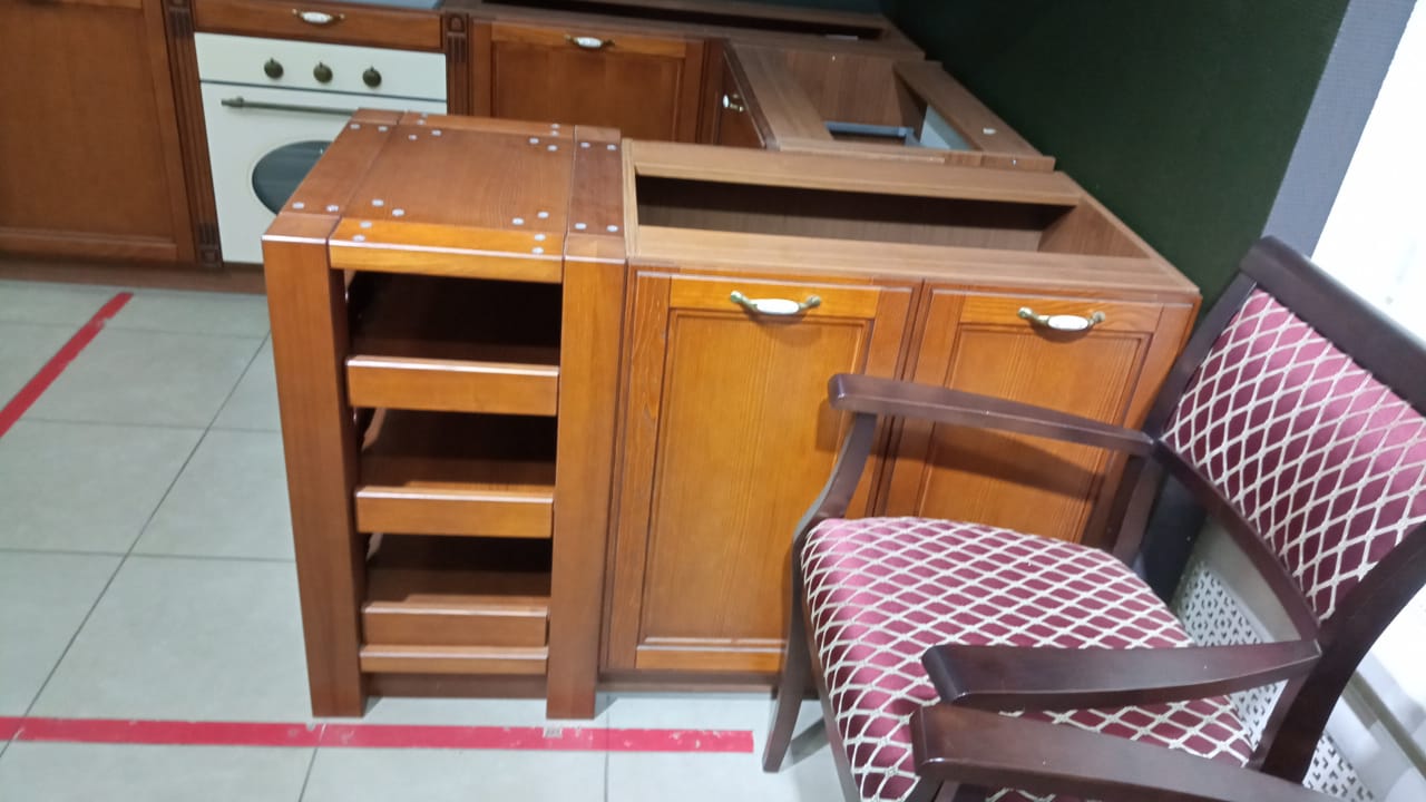 Кухонный гарнитур Массив Ясень