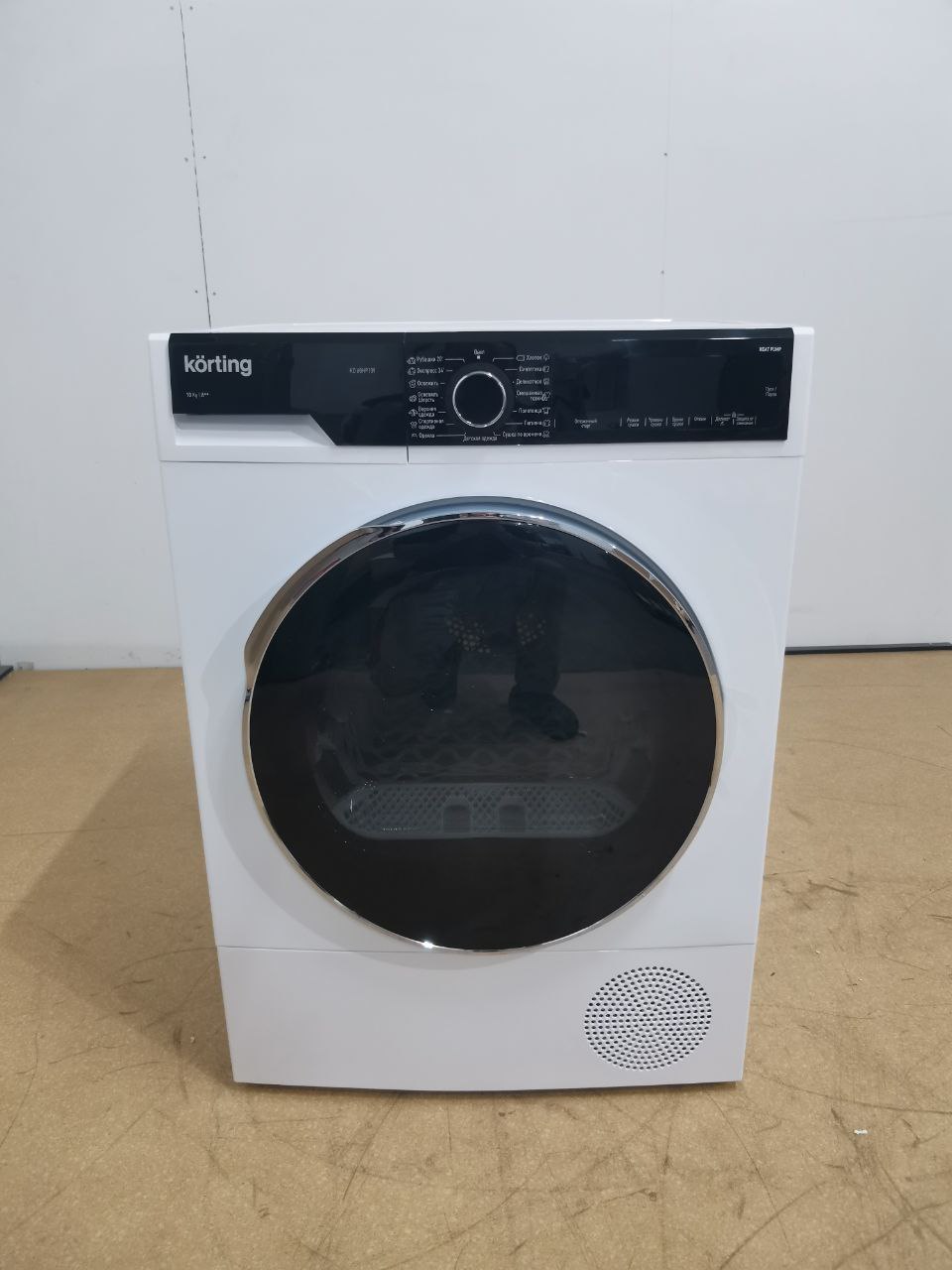 Отдельностоящая сушильная машина Korting KD 60 HP 109