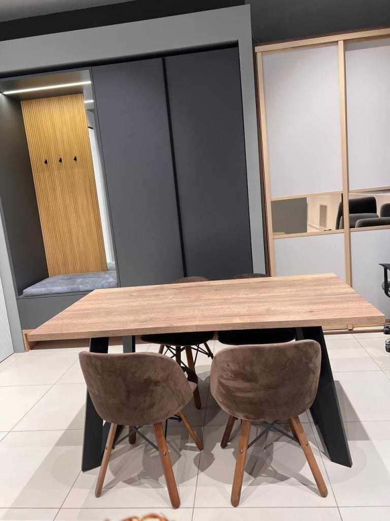 Столовая группа AERO/SHEFFILTON