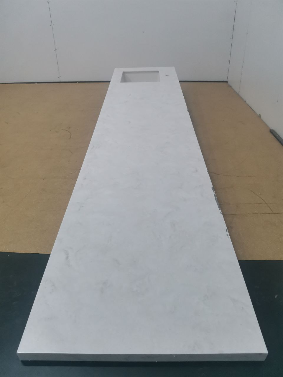 Столешница из искусственного камня (H=40 мм) (2.730x0.600)