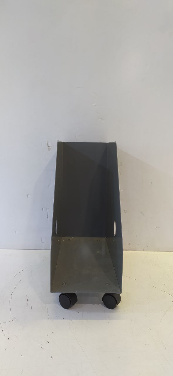 Подставка на колесиках для системного блока