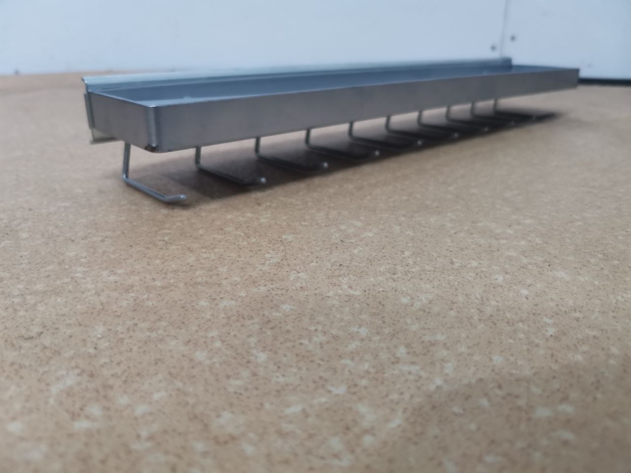 Держатель PELLY 18310011 выдвижной для галстуков и ремней 