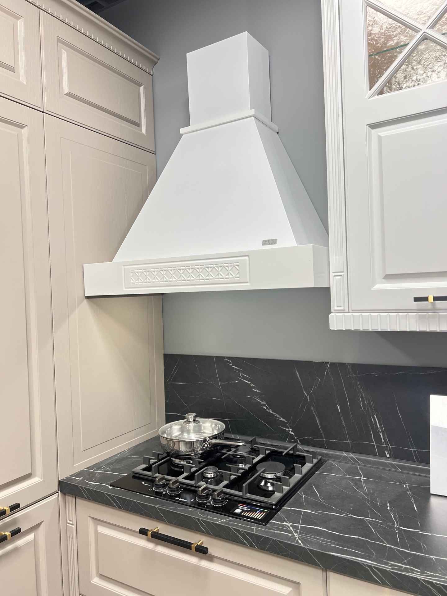 Кухонный гарнитур + Ливинг Николь эмаль 