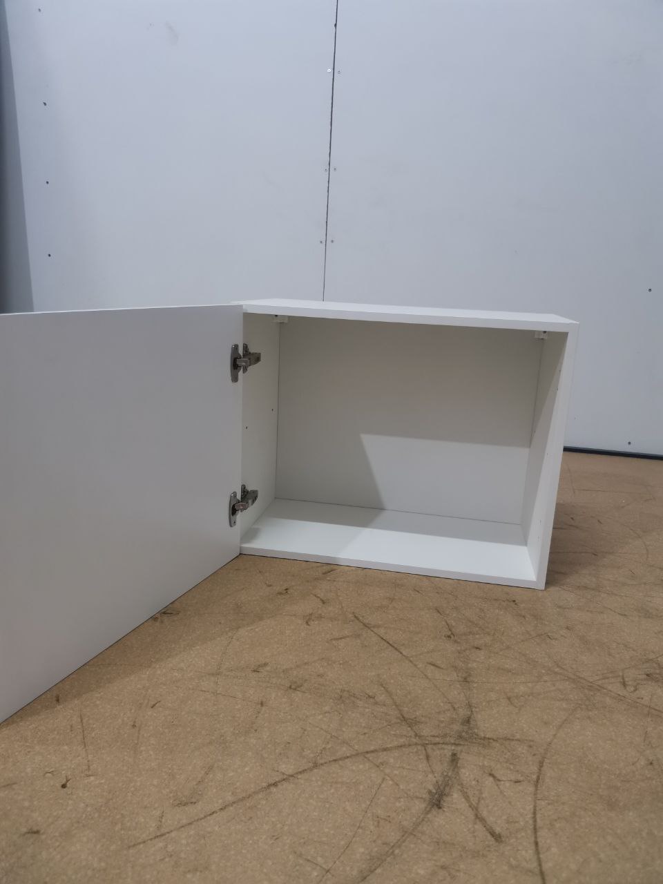 Секция V0404A-600S-P Каркас: Белый st. (EG-W0980-ST2)      Петля 110