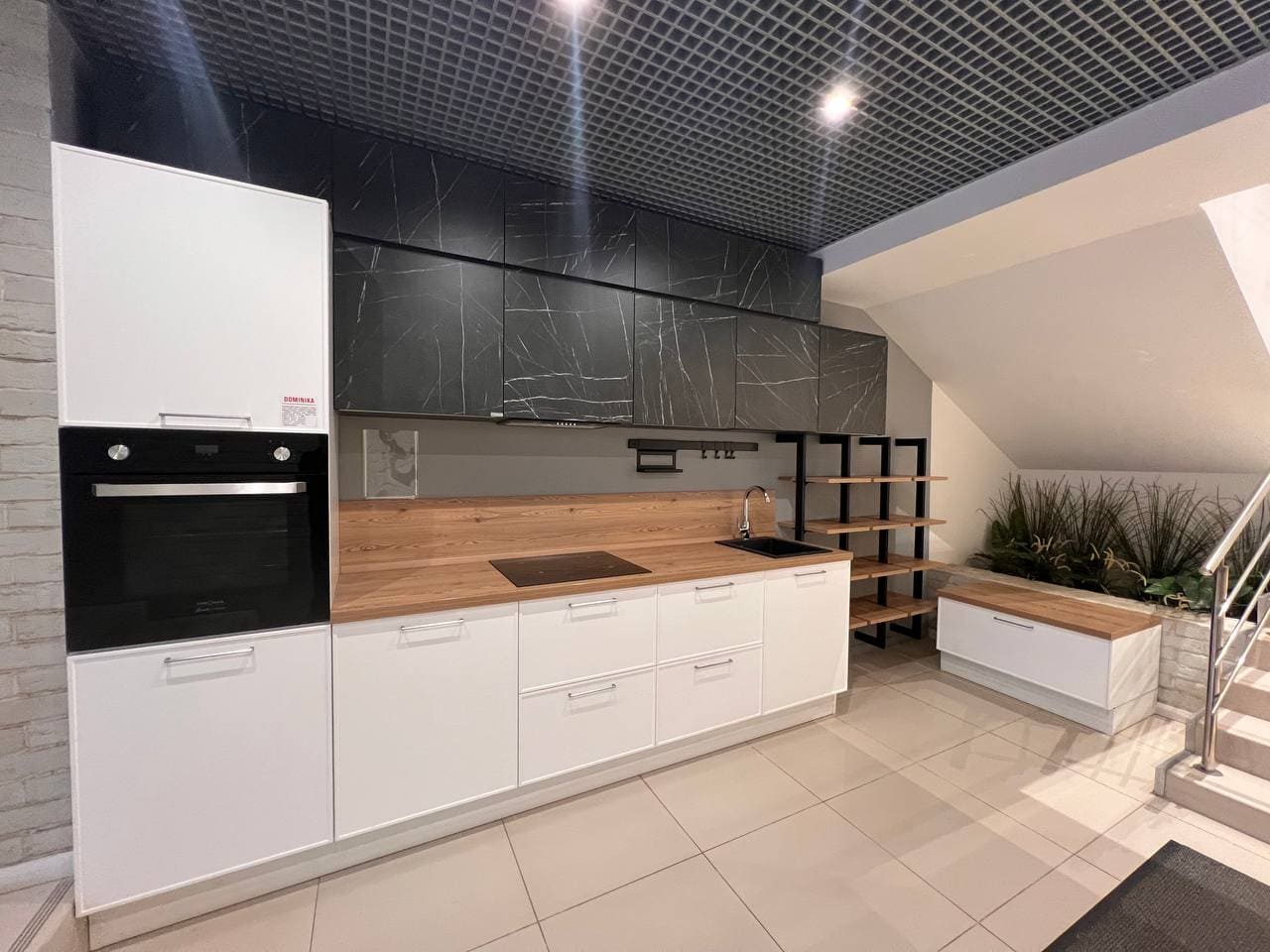 Кухонный гарнитур + Стеллажи Mix