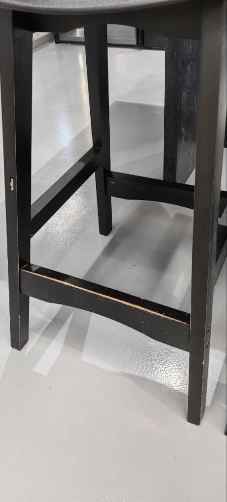 Набор из 3-х полубарных стульев SHEFFILTON