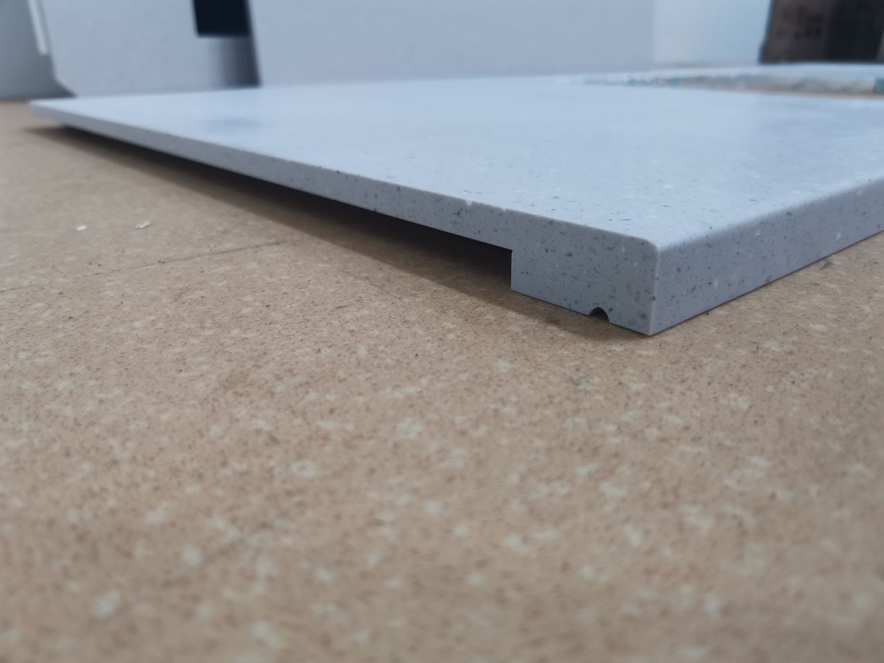 Столешница из ИК 1.750х0.700 (Н=25 мм)