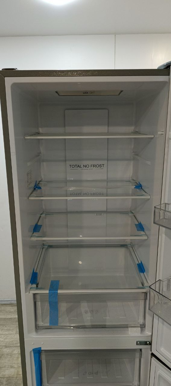 Отдельностоящий холодильник HAIER CEF535ASD 