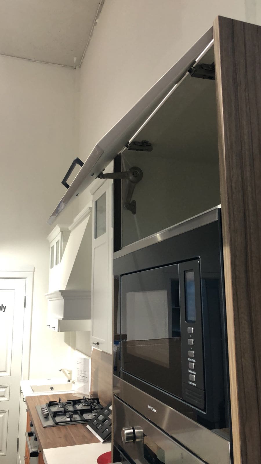 Кухонный гарнитур Flat TSS/Milan