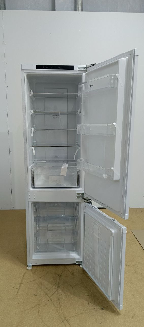 Встраиваемый холодильник Haier HRF236NFRU