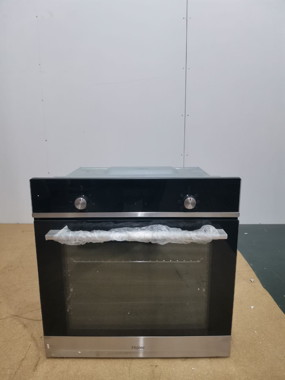 Встраиваемый духовой шкаф HAIER HOX-P06HGBX 